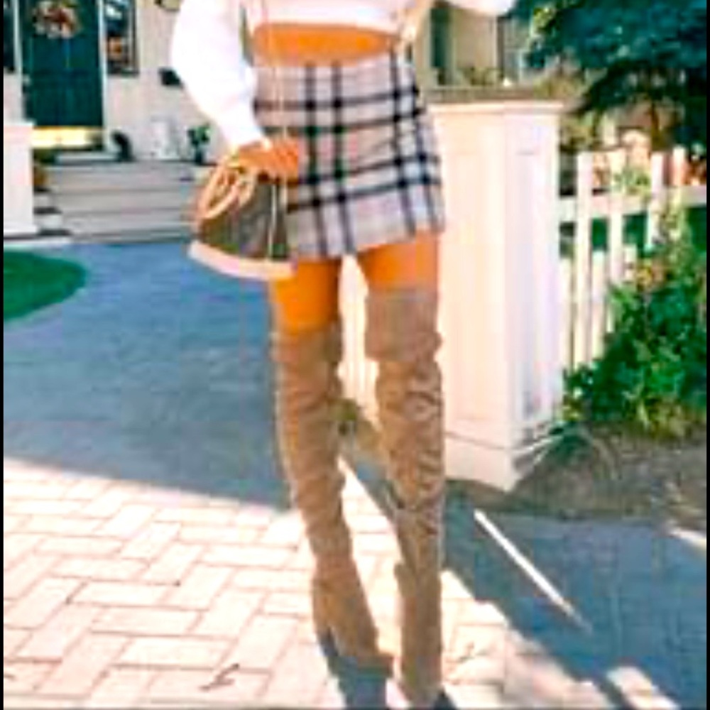 Super Cute brown chunky heeled thigh high boots